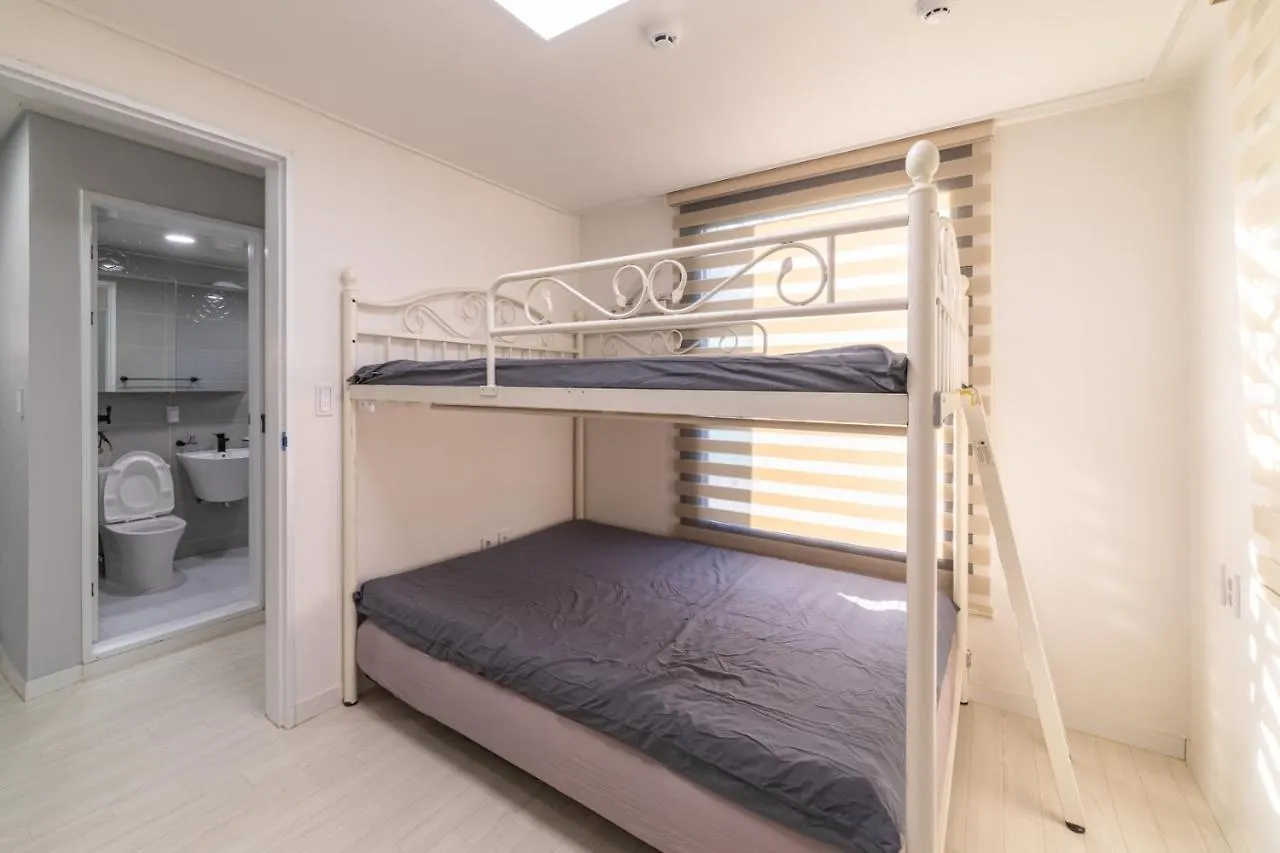 4 Rooms 3 Bathrooms Whole House 부산광역시 대한민국