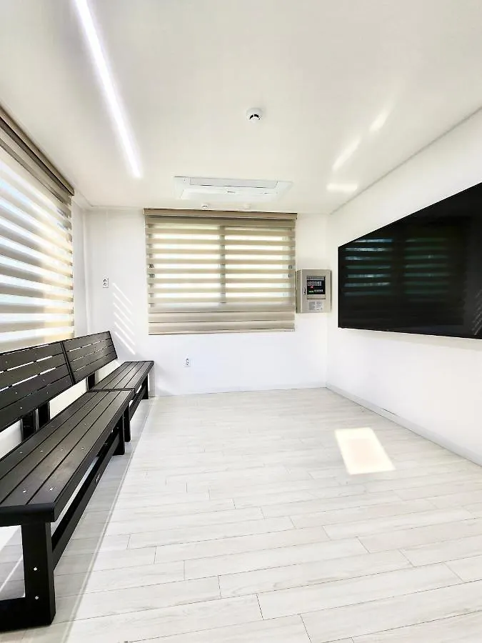 4 Rooms 3 Bathrooms Whole House 부산광역시
